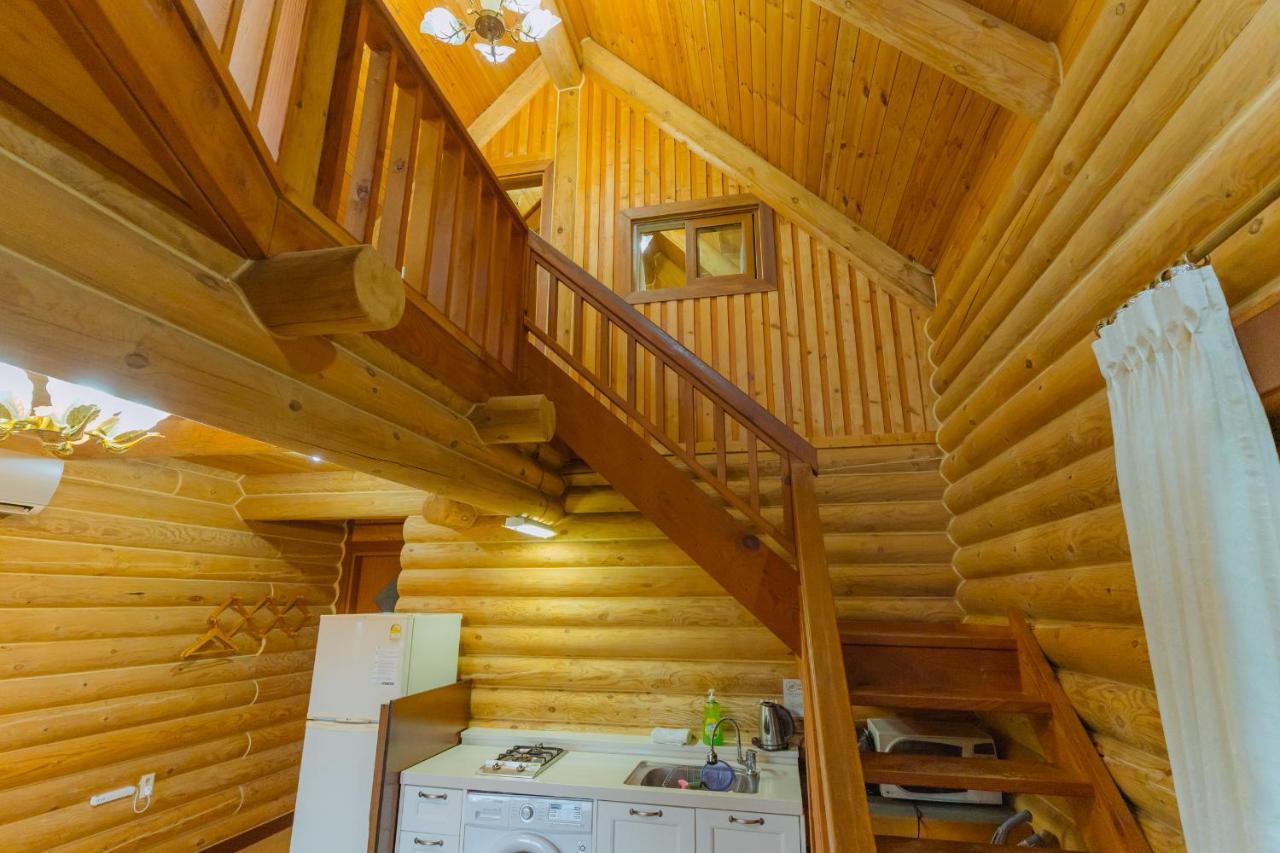 Jungmun Log Pension&Resort Seogwipo Exterior foto