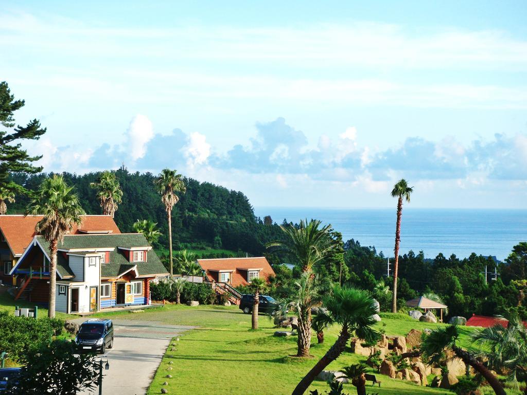 Jungmun Log Pension&Resort Seogwipo Exterior foto