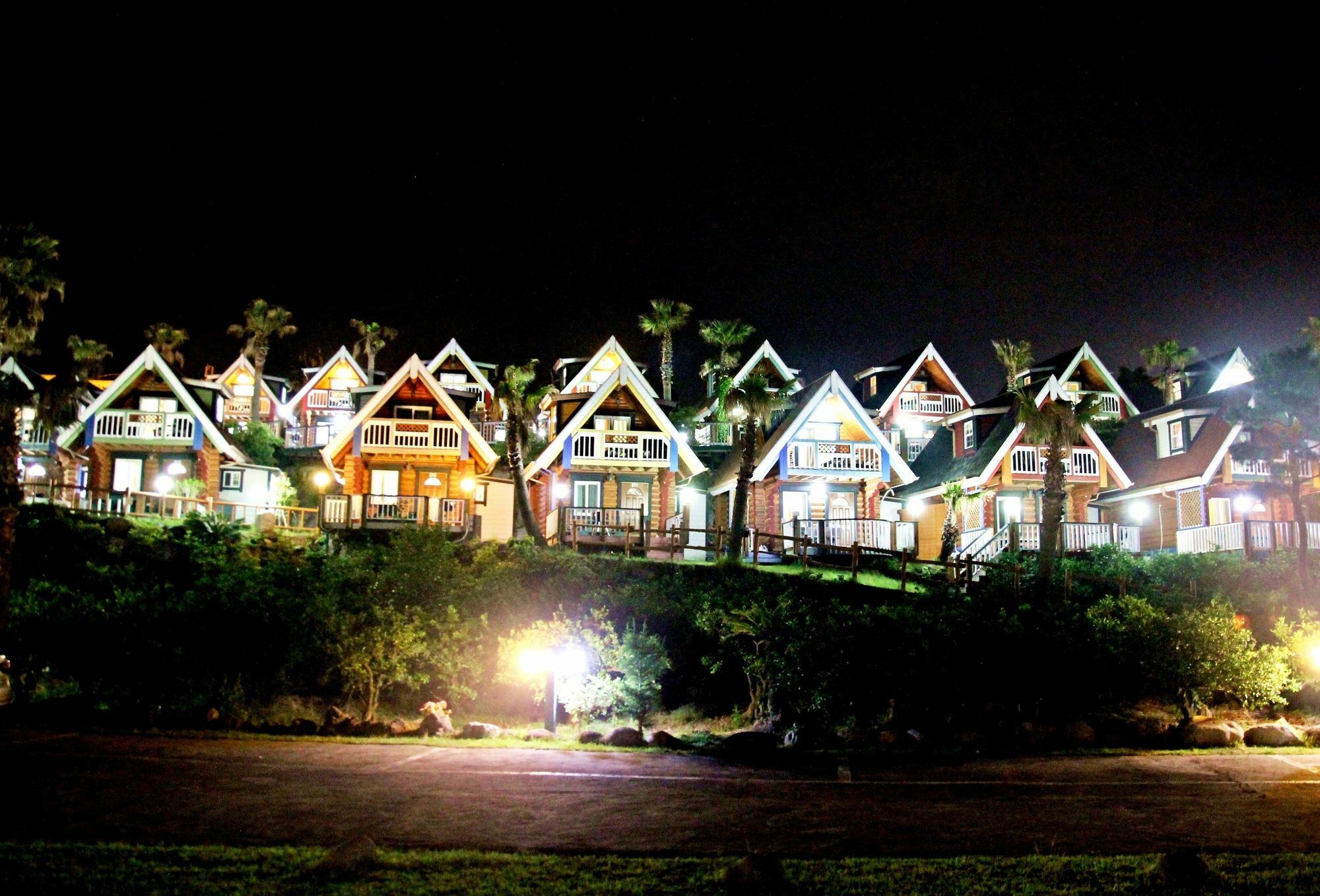 Jungmun Log Pension&Resort Seogwipo Exterior foto